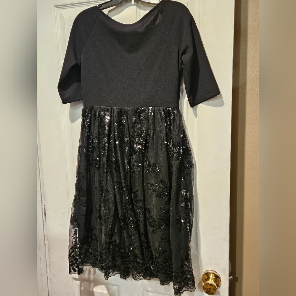 SHEIN DRESS - Picture 2 of 2